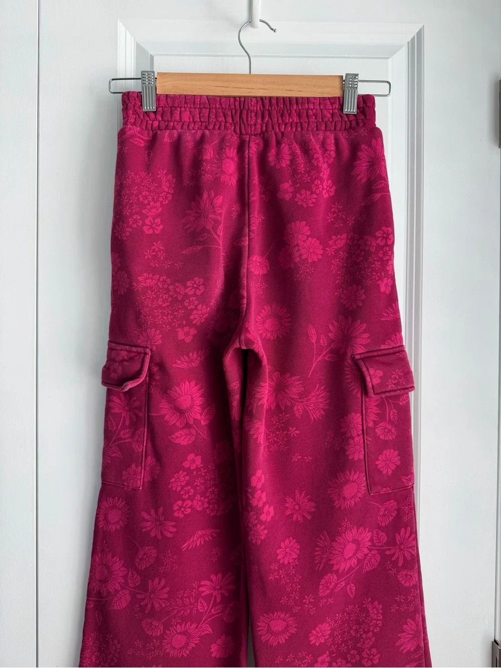 GAP Kids Girls Floral Wide Leg Pink Sweatpants Size M 10/12